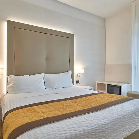 Calicantus Adler 3* Alassio